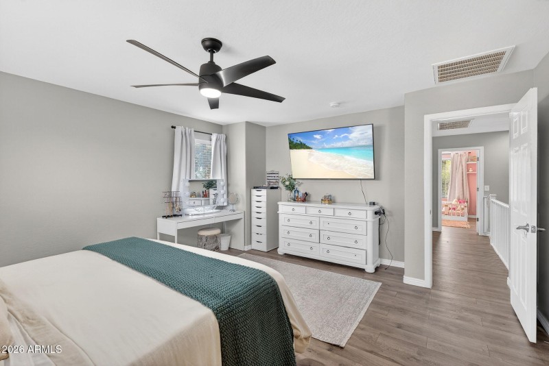 24-web-or-mls-31W Dragon Tree Ave