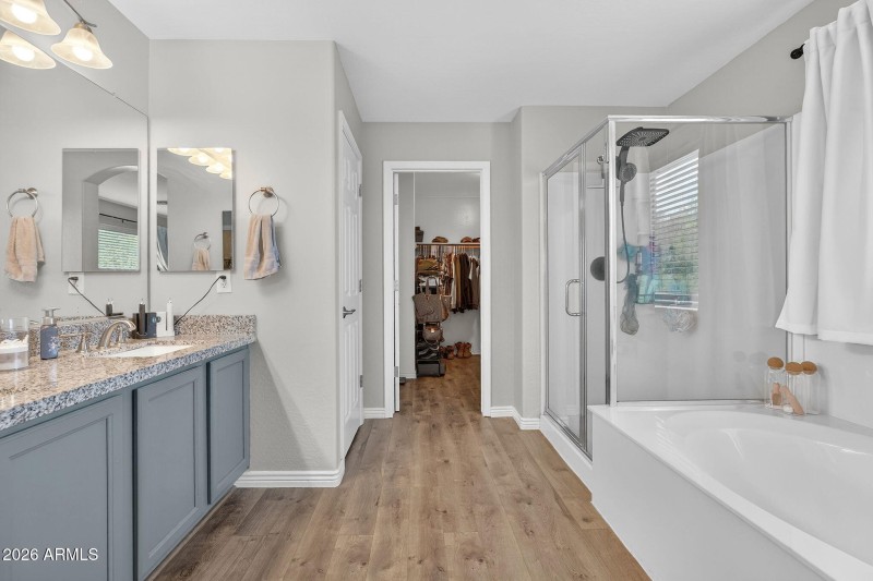 26-web-or-mls-34W Dragon Tree Ave