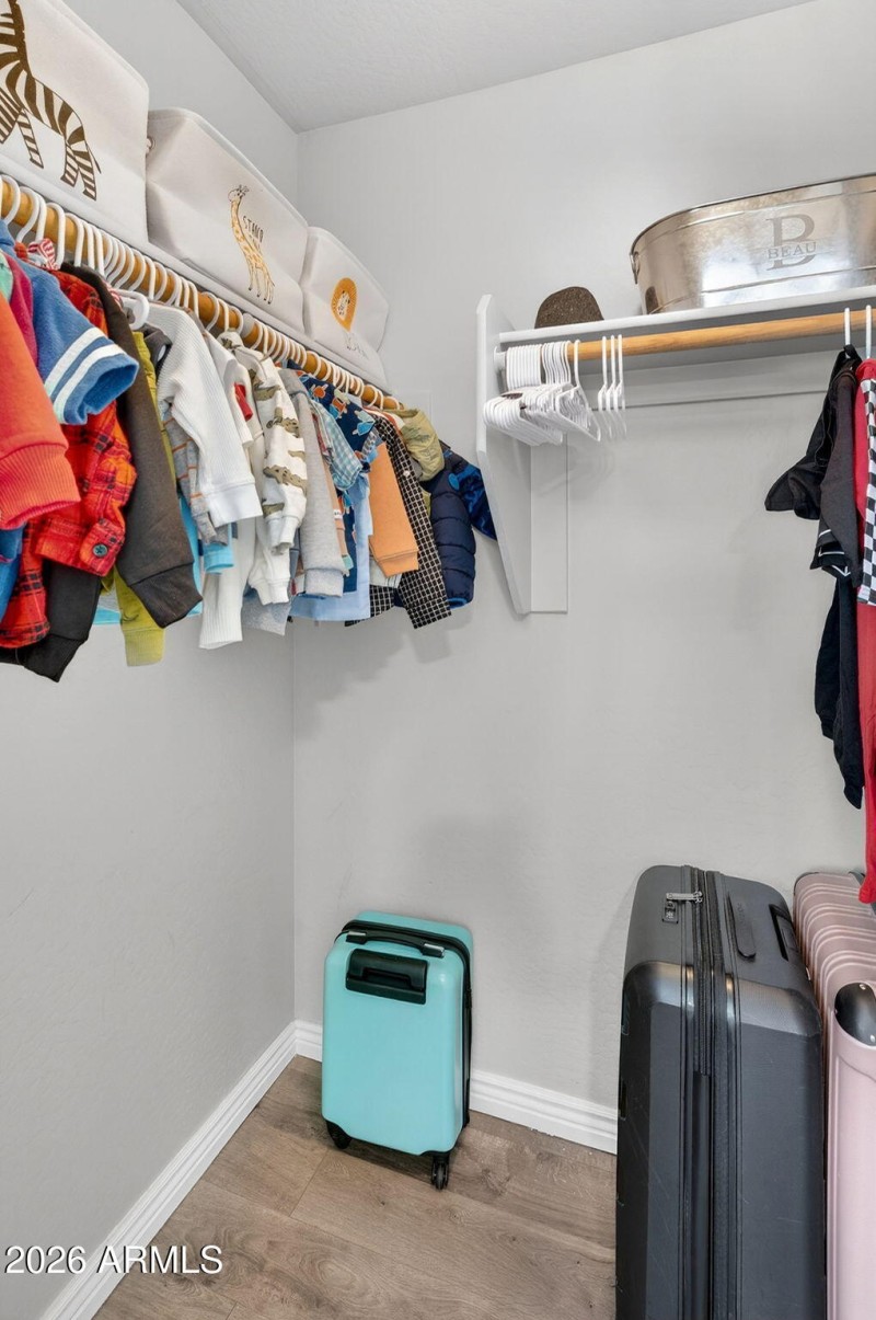 42-web-or-mls-48W Dragon Tree Ave