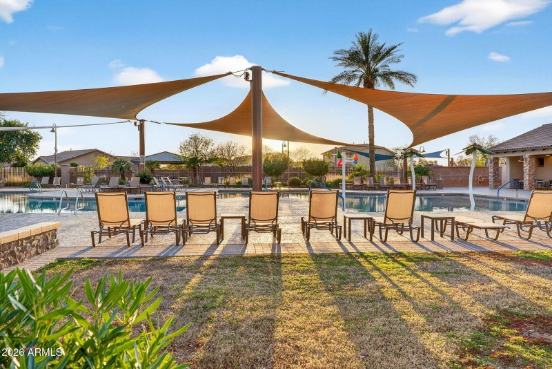 56-web-or-mls-60W Dragon Tree Ave