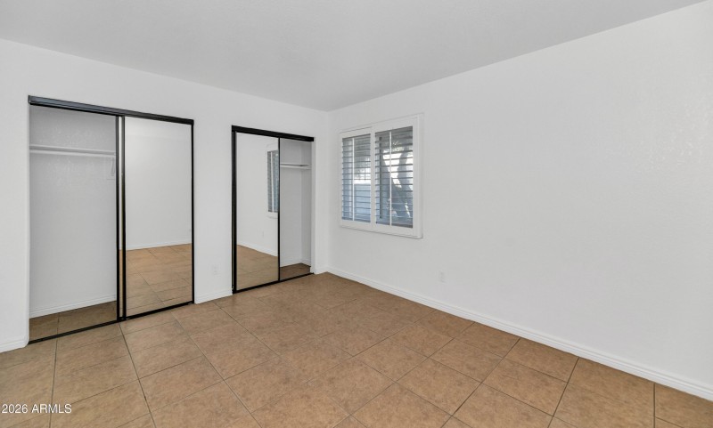 3313 N 68th St-print-006-008-TOD7774-420