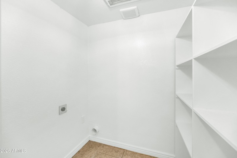 3313 N 68th St-print-008-021-TOD7776-420