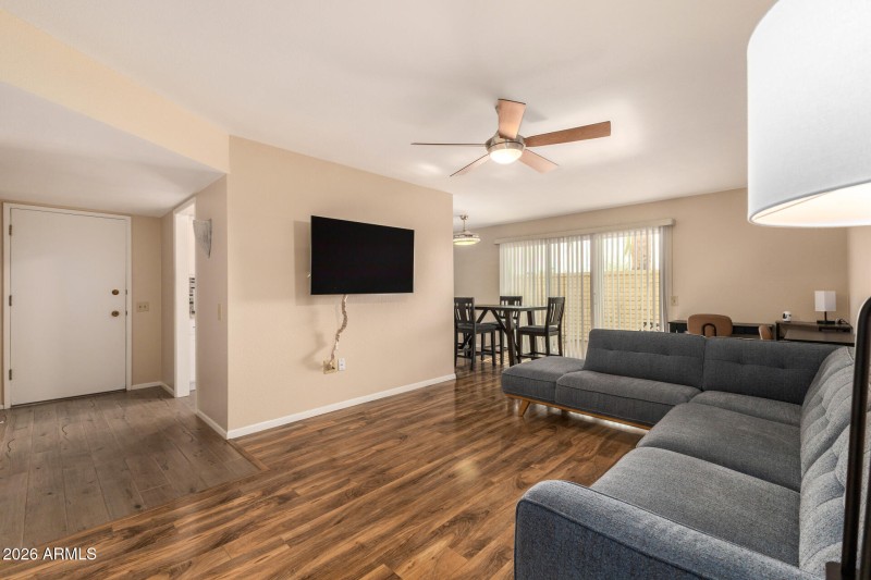 Great Space lIving room