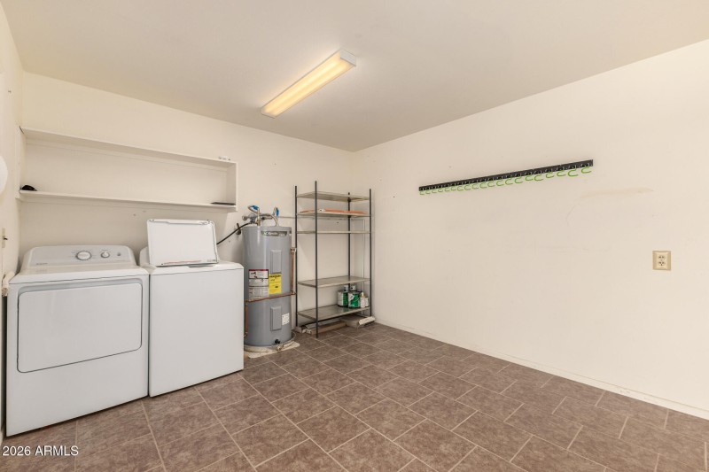 Bonus Room with Laundry