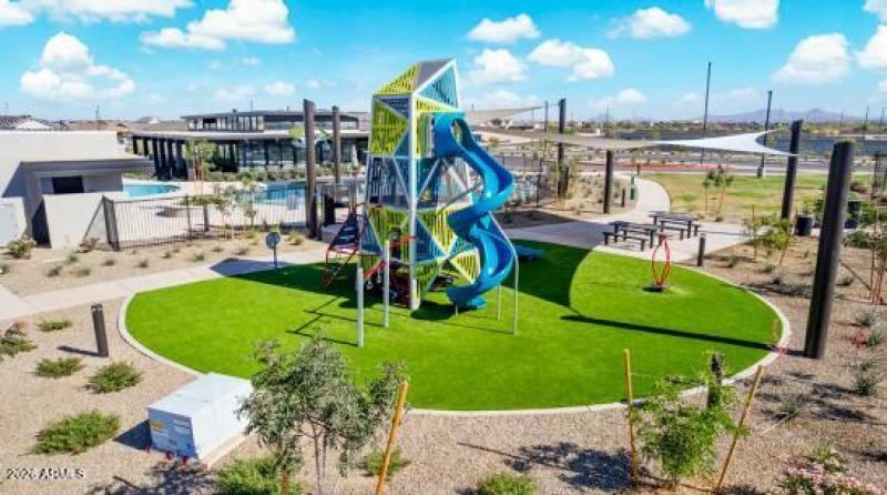 Hawes Crossing Community