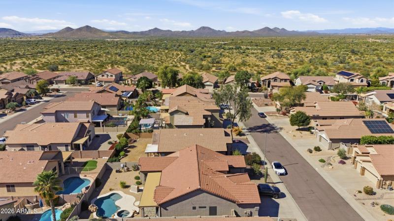 22-4111_E_Molly_Ln_Drone_15