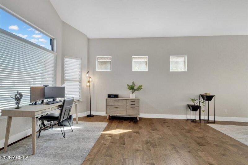 39-4111E_Molly_Ln_38