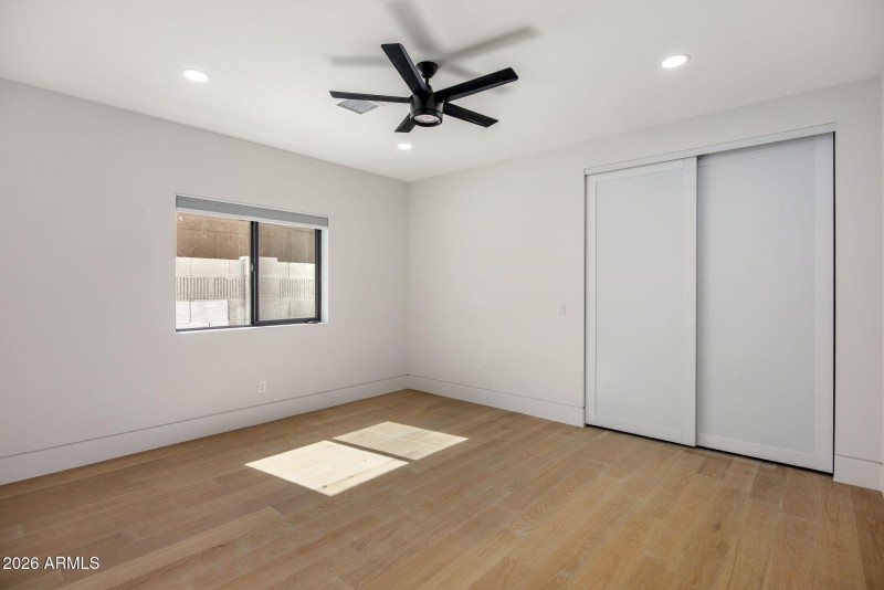 Guest bedroom
