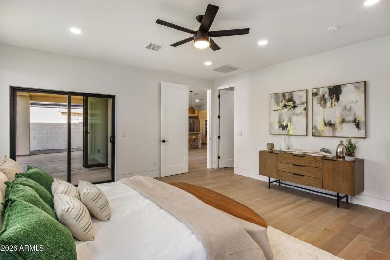Primary suite