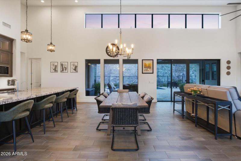 Chef's Kitchen, Dining & FamilyRoom