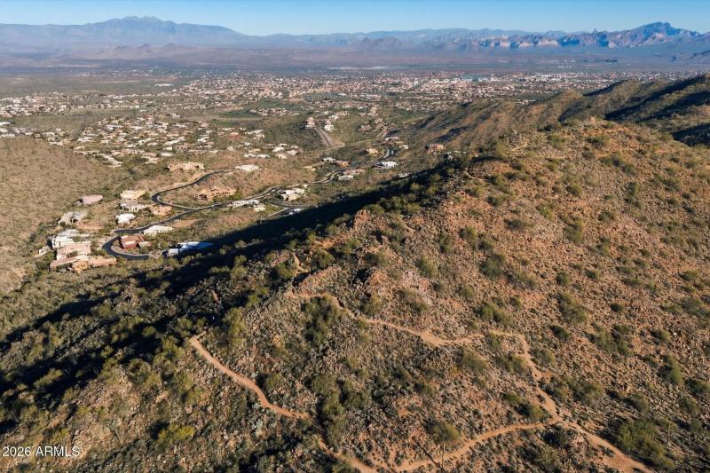 Scenic Hiking & Desert Exploration