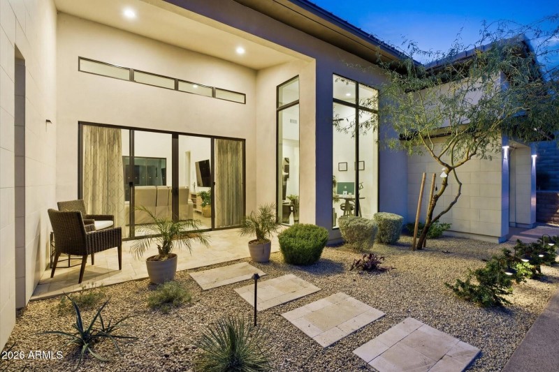 Private Courtyard Entry