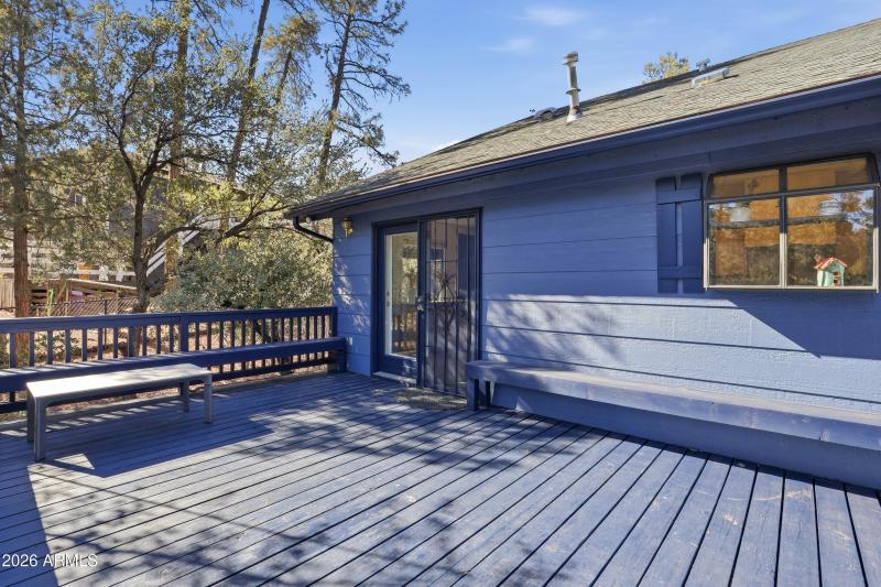 Back Deck w access door