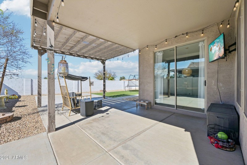 30-web-or-mls-N Vine Ave-S2102-030