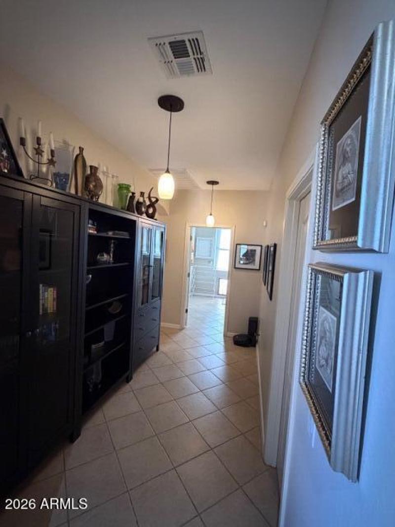 Front Hallway to Guest Wing