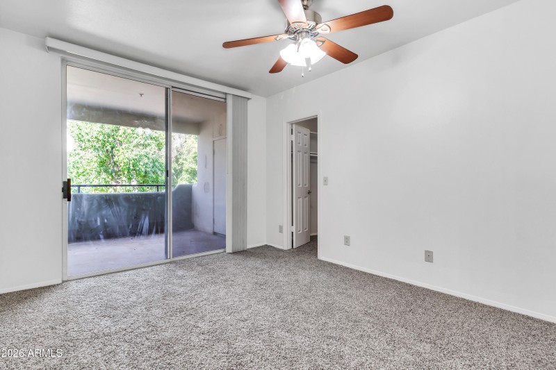 Large Primary Ensuite Bedroom