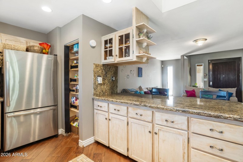 2220 E Blanche Dr Phoenix - 220