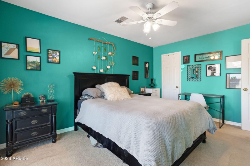 2220 E Blanche Dr Phoenix - 255