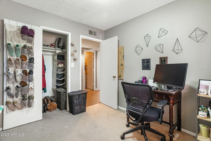 2220 E Blanche Dr Phoenix - 285