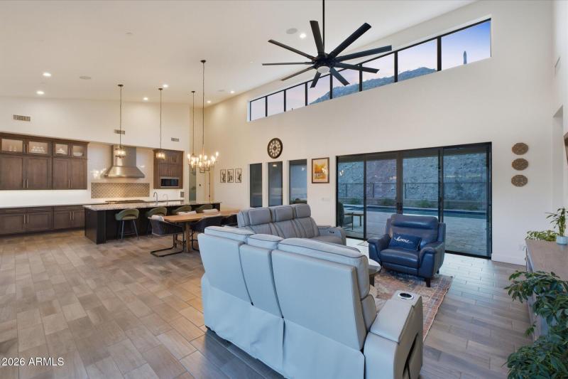 Expansive Windows & Mountain Views