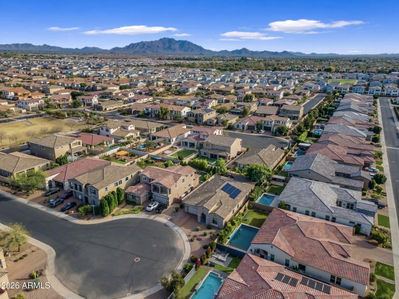 Cul-de-sac Home Site