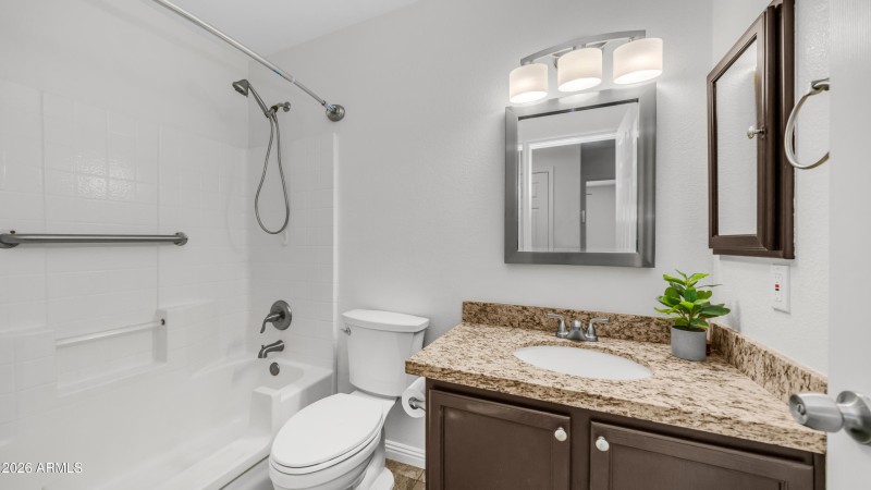 8944 W Fullam St (15)