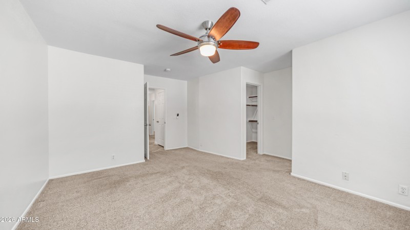 8944 W Fullam St (17)