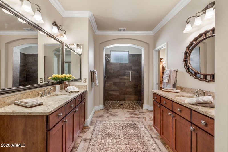 2687 N 162nd Ln Prim Bath