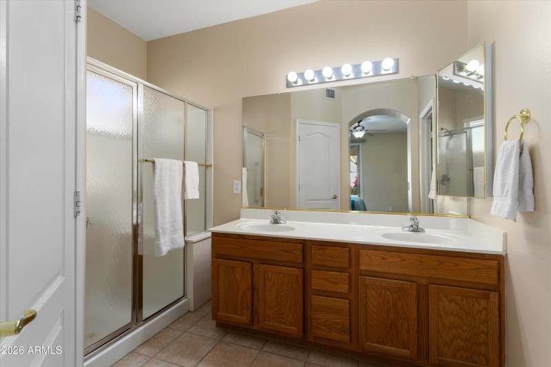 Ensuite Primary Bath