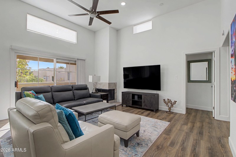 Gorgeous Wood-Look LVP Flooring