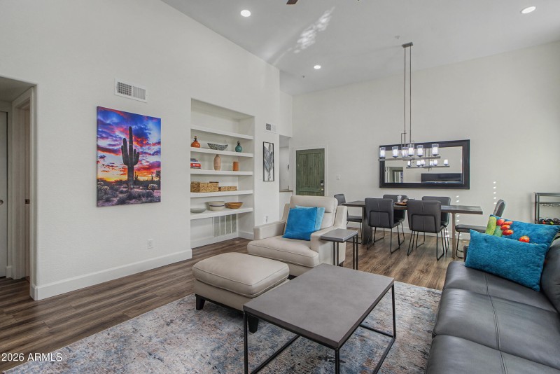 Gorgeous Wood-Look LVP Flooring