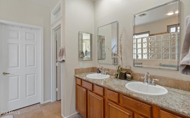 20241016020740703954000000-o