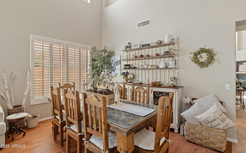 20241016021106430371000000-o