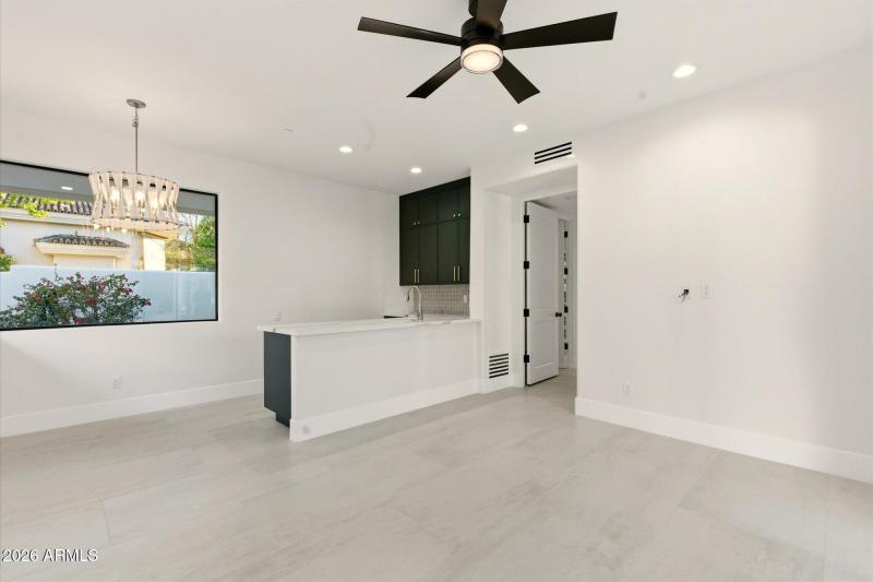 Guest House Main & Kitchenette