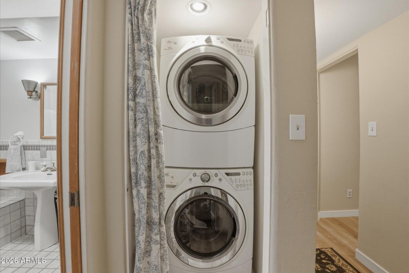 Washer/Dryer