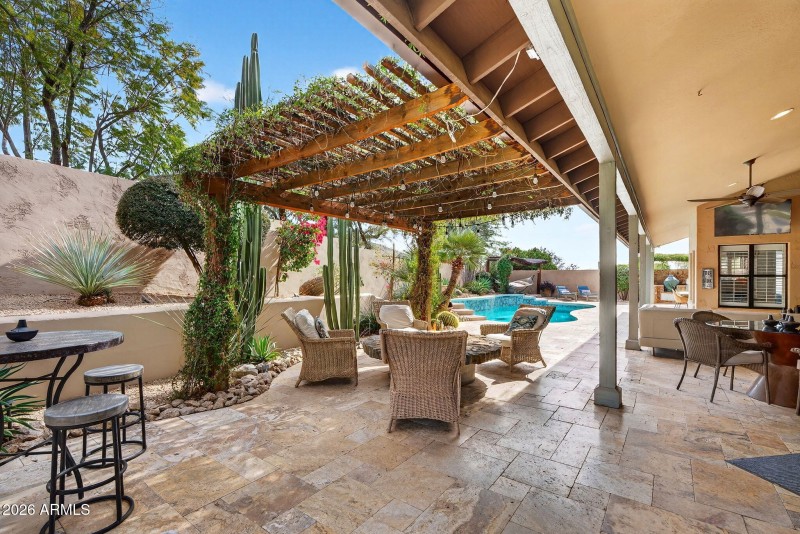 Backyard – Covered Patio Seating Area