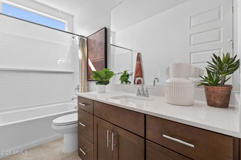 37-web-or-mls-34S 83rd Cir