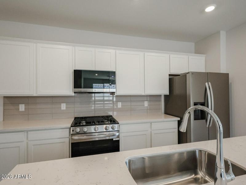 16_New-Home-For-Sale-Maricopa_AZ-LaR-68