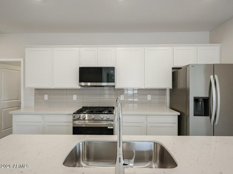 17_New-Home-For-Sale-Maricopa_AZ-LaR-68