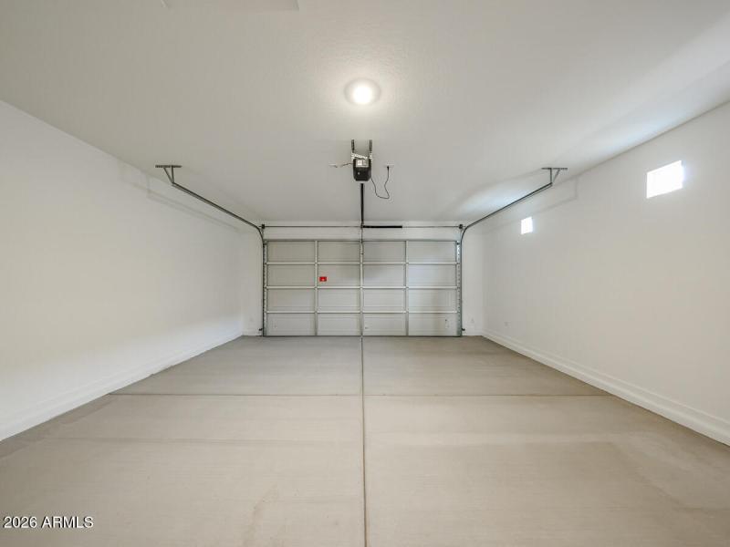 31_New-Home-For-Sale-Maricopa_AZ-LaR-68