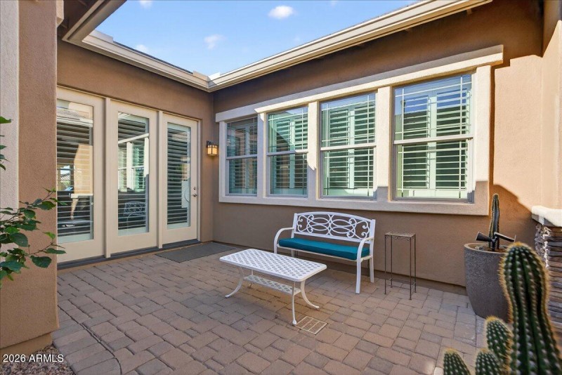 10-18107 W Acacia Dr_RedHogMedia