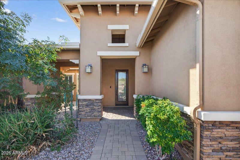 11-18107 W Acacia Dr_RedHogMedia