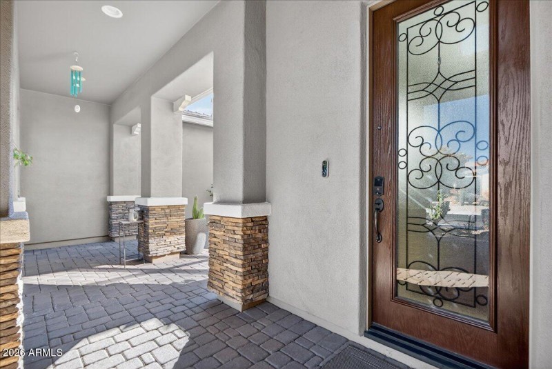 12-18107 W Acacia Dr_RedHogMedia