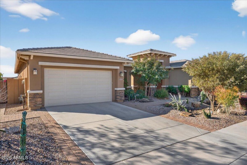 07-18107 W Acacia Dr_RedHogMedia