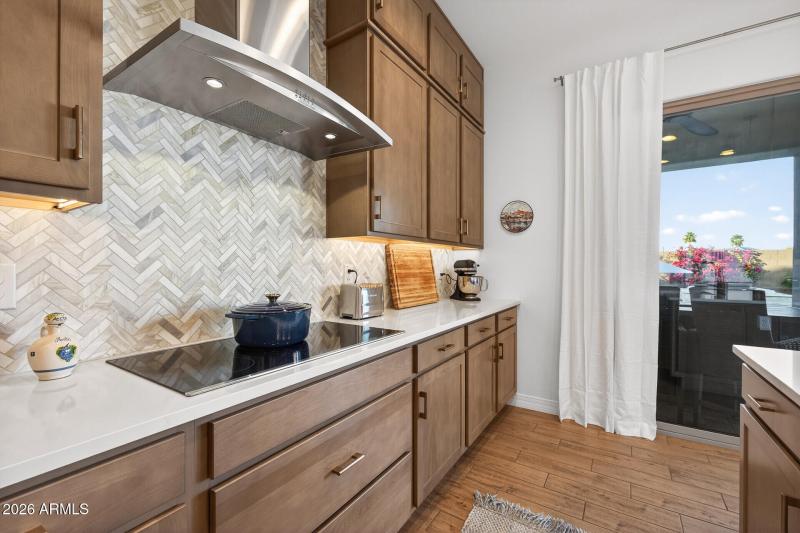 24_20076_W_Campbell_Ave24_mls