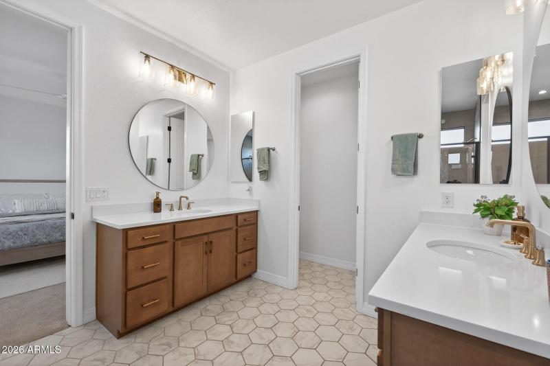 31_20076_W_Campbell_Ave31_mls