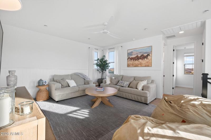 40_20076_W_Campbell_Ave40_mls