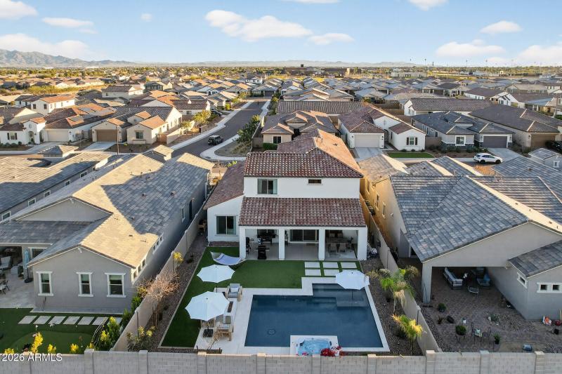 77_20076_W_Campbell_Ave77_mls