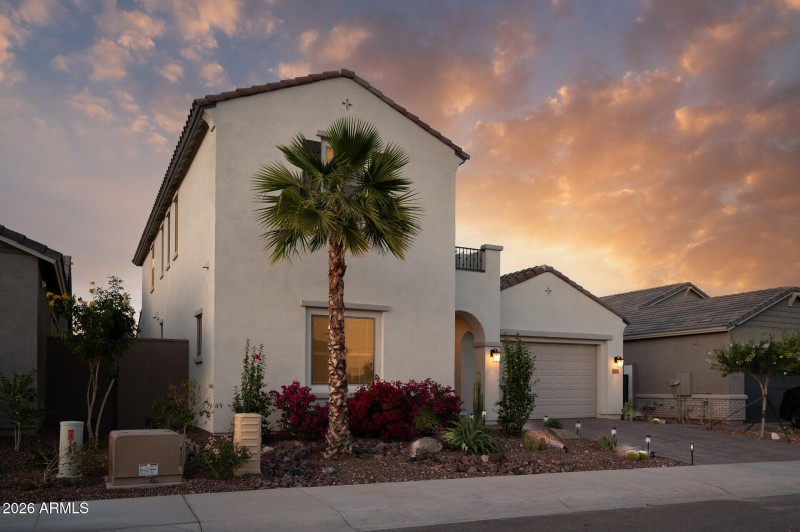 95_20076_W_Campbell_Art3_mls