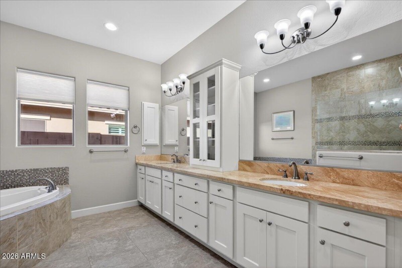 36-18107 W Acacia Dr_RedHogMedia